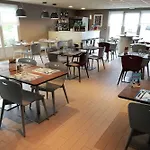 Campanile Caen Est - Hotel Mondeville (Calvados)