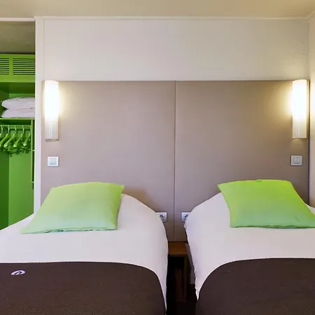 Campanile Caen Est - Отель 3*