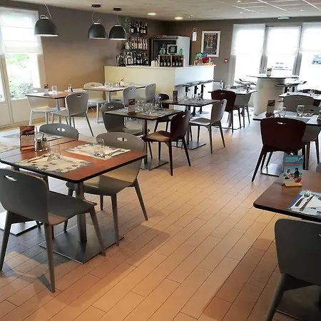 Campanile Caen Est - Hotel Mondeville (Calvados)
