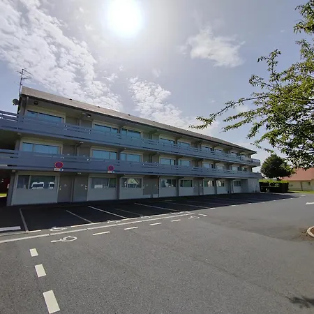 Campanile Caen Est -