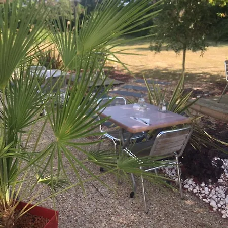 Campanile Caen Est - מלון 3*