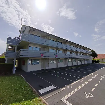 Campanile Caen Est - Отель 3*