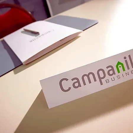호텔 Campanile Caen Est -