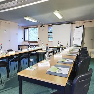 Campanile Caen Est - Otel Mondeville (Calvados)