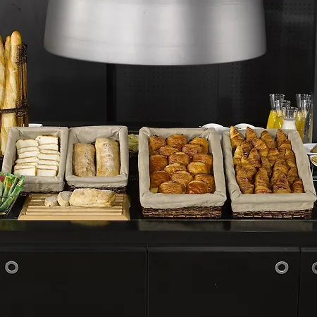 Otel Campanile Caen Est -