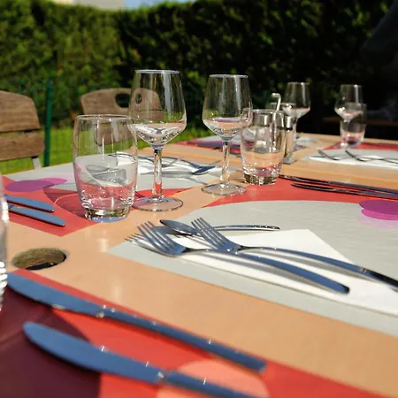 מלון Campanile Caen Est - מונדוויל