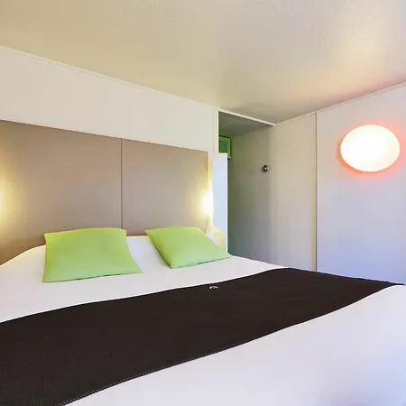 Hotel Campanile Caen Est -