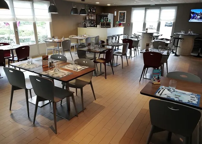 Hotel Campanile Caen Est -