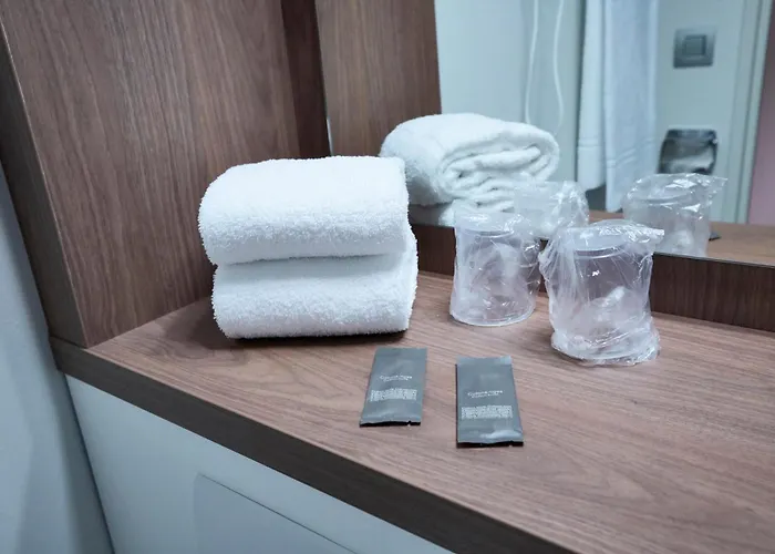 Hotel Campanile Caen Est - 3*