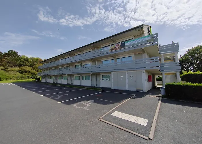 Campanile Caen Est - 3*