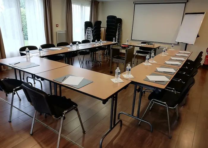 Campanile Caen Est - Mondeville (Calvados)