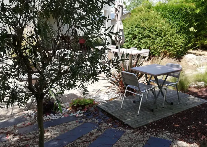 Hotel Campanile Caen Est - 3*