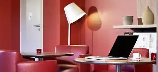 Campanile Caen Est - Hotel 3*