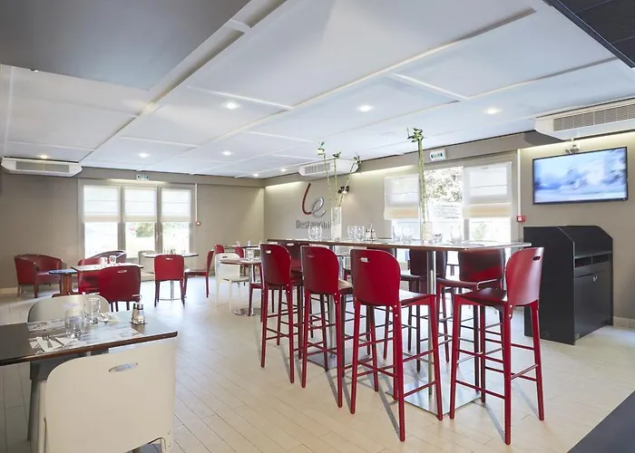 Campanile Caen Est - Hotel Mondeville (Calvados)