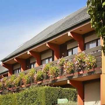 Campanile Caen Est - Hotel 3*