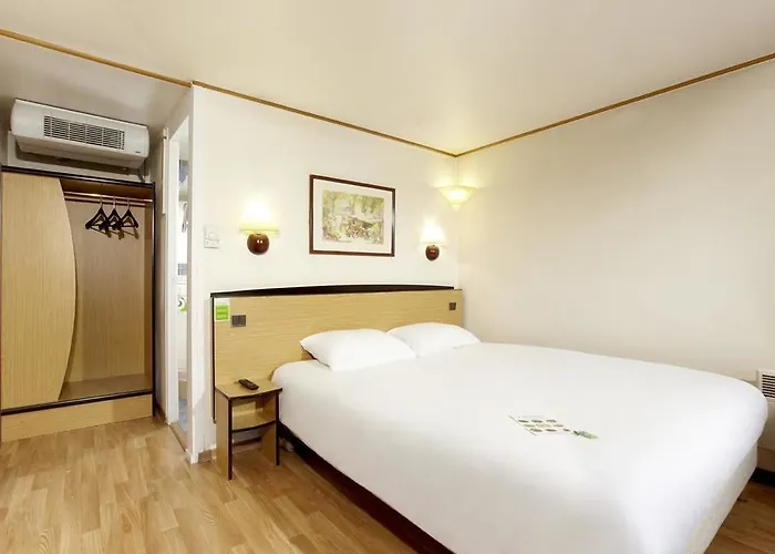 Campanile Caen Est - Mondeville (Calvados)