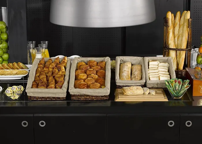 Campanile Caen Est - Mondeville (Calvados)